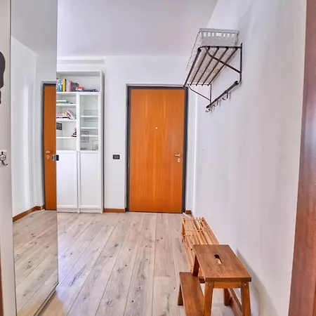 Gezellig Met Gedeeltelijk Meerzicht Apartamento *