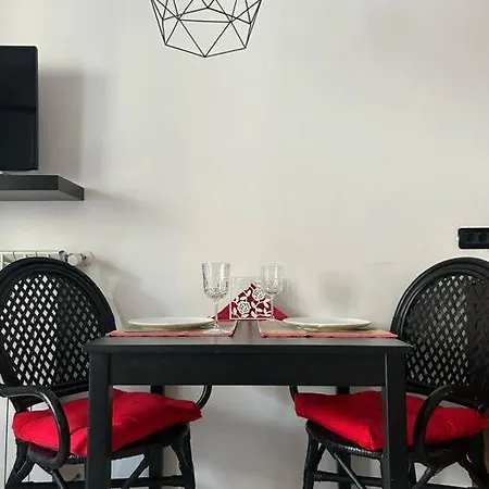 Appartement Gezellig Met Gedeeltelijk Meerzicht *