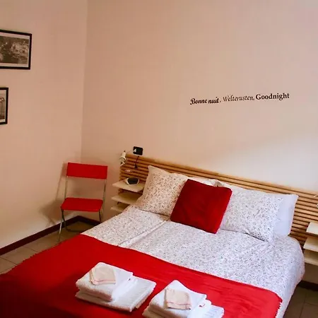Gezellig Met Gedeeltelijk Meerzicht Apartamento Acquaseria