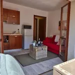 Appartement Gezellig Met Gedeeltelijk Meerzicht *